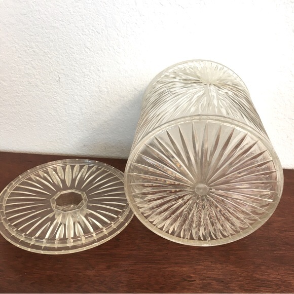 Vintage MCM Clear Atomic Starburst Acrylic container with Lid OS Lucite jar - Picture 4 of 5